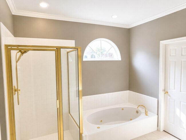 Building Photo - 3814 Bayou Bend Ct