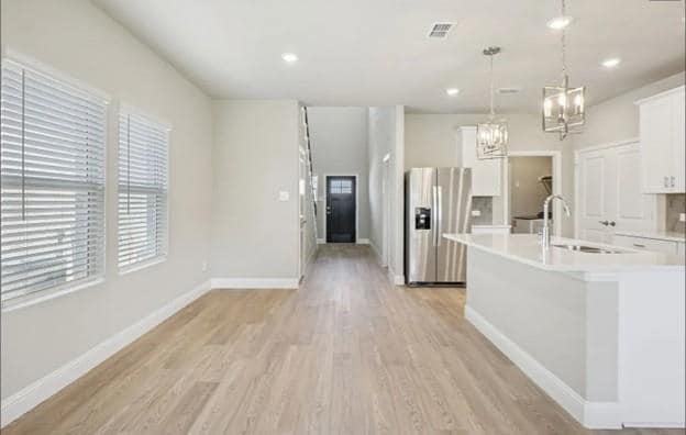 Building Photo - 507 Blanton St