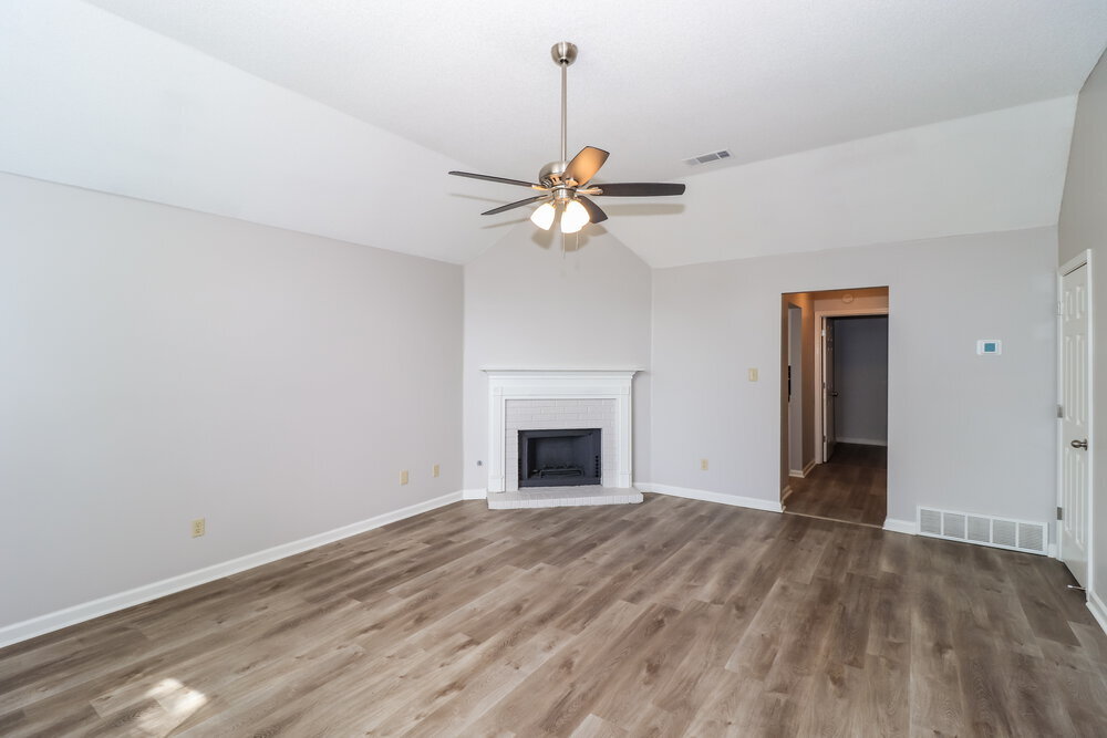 Building Photo - 1838 Black Bear Cir E