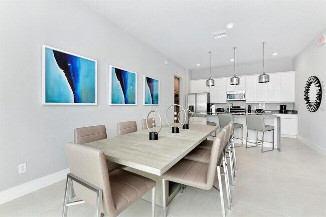 Building Photo - 7770 Sandy Ridge Dr