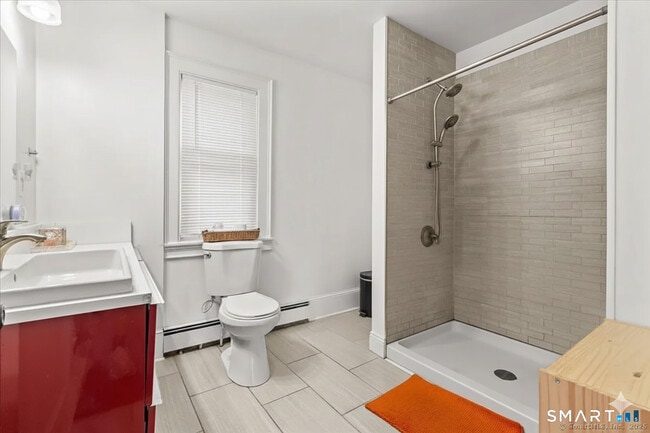 Building Photo - 16 Lilley Rd