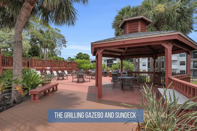 Building Photo - 600 Neapolitan Way