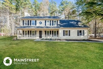Building Photo - 65 Pine Tree Dr