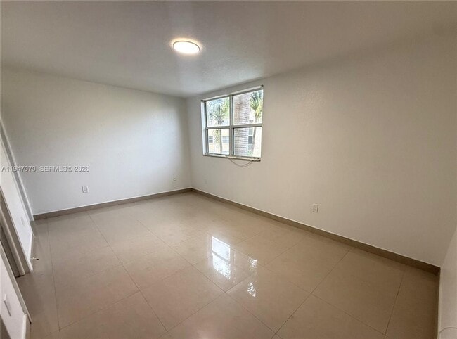 Building Photo - 8323 Lake Dr