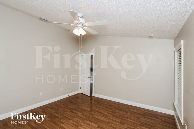 Building Photo - 1768 Clover Cir