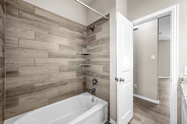 Building Photo - 2372 Old Stone Dr