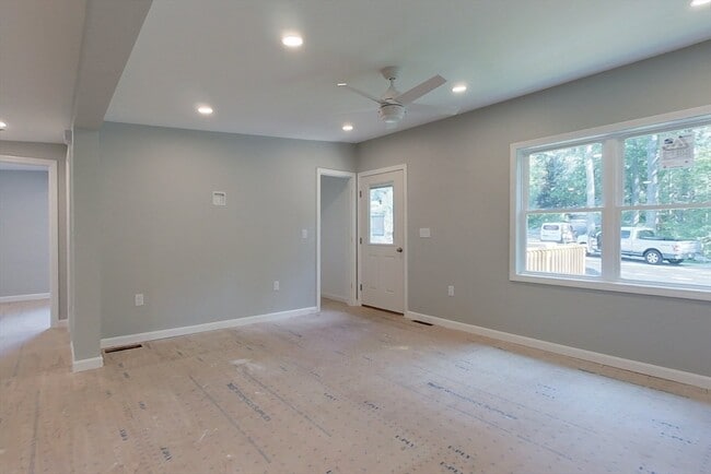 Building Photo - 16 Moose Trail