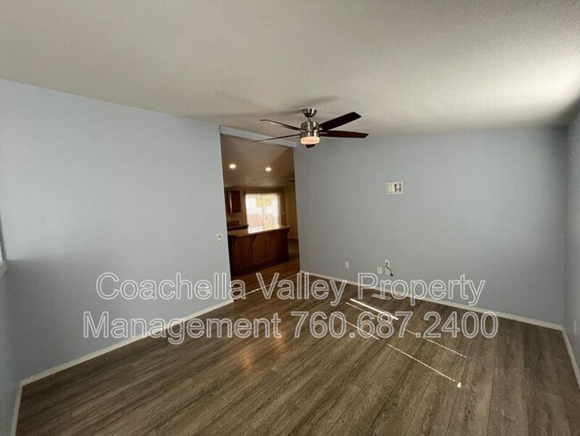 Building Photo - 15300 Palm Dr