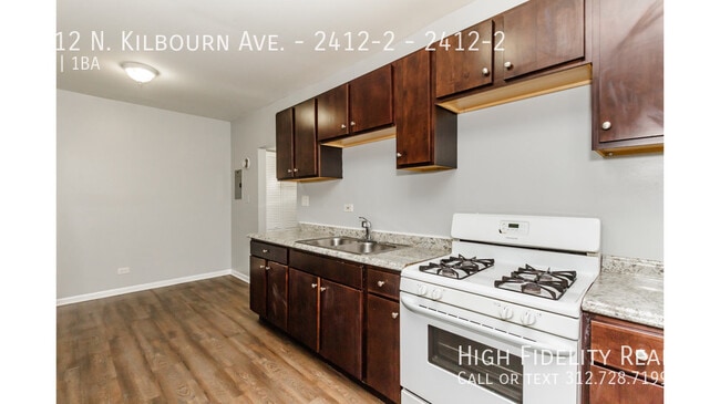 Building Photo - 2412 N Kilbourn Ave