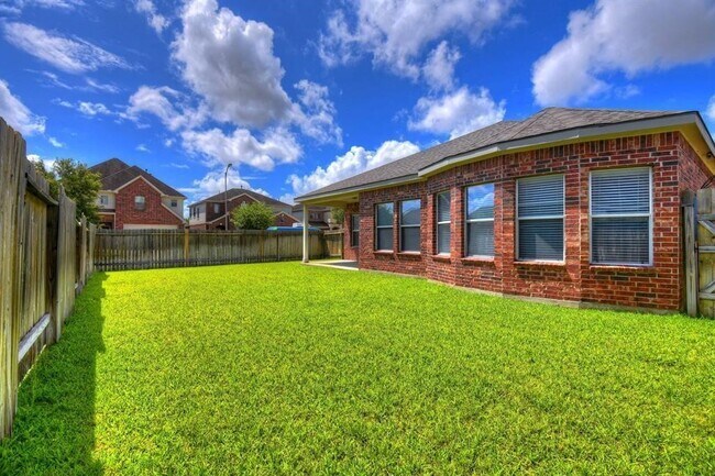 Building Photo - 4711 Bellows View Dr