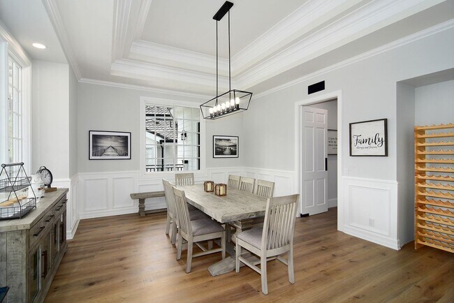 Building Photo - 28845 Countryside Dr