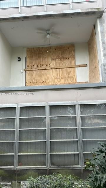 Building Photo - 8121 SW 24th Ct