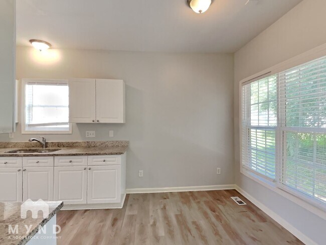 Building Photo - 4253 Beacon Crest Way
