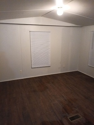 Building Photo - 200 Danielle Ln