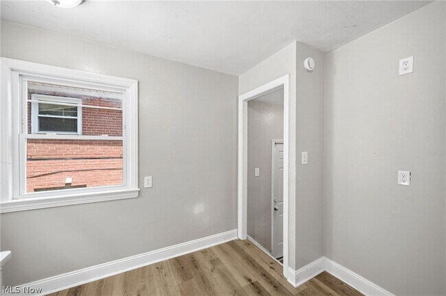 Building Photo - 20803 Kenyon Dr