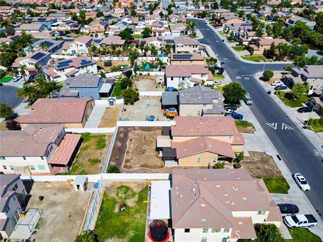 Building Photo - 1213 Sandy NK