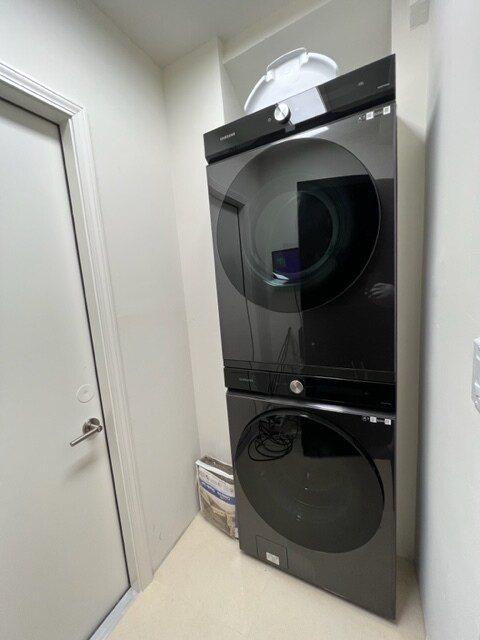 Building Photo - 638 Sycamore Dr