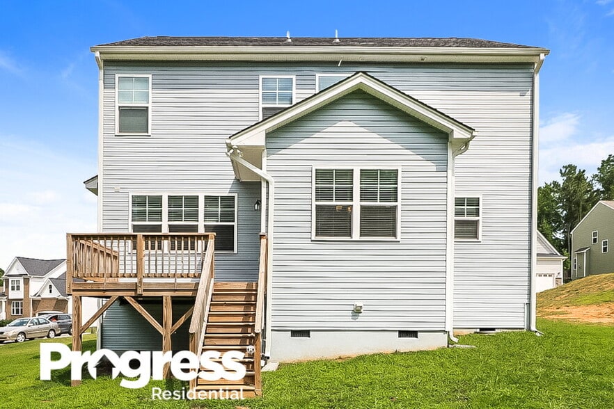 Building Photo - 190 Grey Hawk Dr