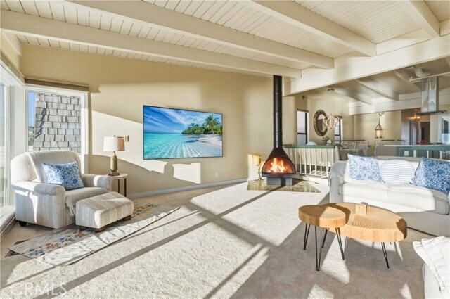 Building Photo - 883 Katella St