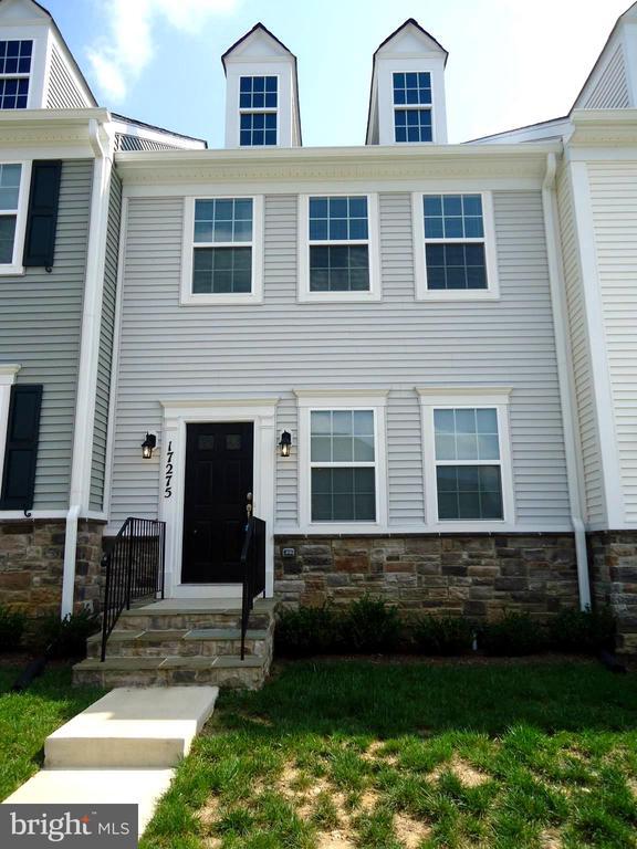 Building Photo - 17275 Library Blvd