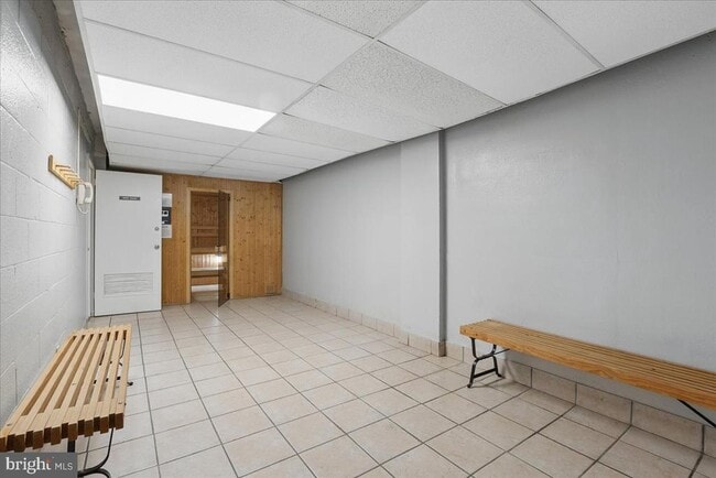 Building Photo - 4501 Arlington Blvd
