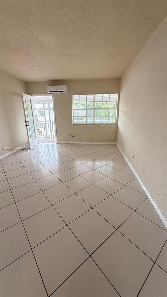 Building Photo - 330 74th St