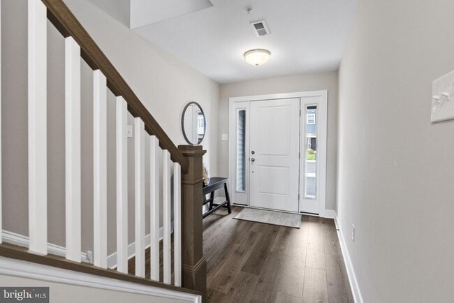 Building Photo - 105 Higher Rock Ct