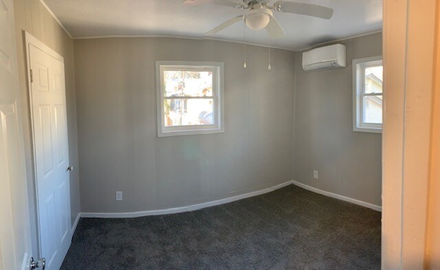 Building Photo - 2218 Concord St