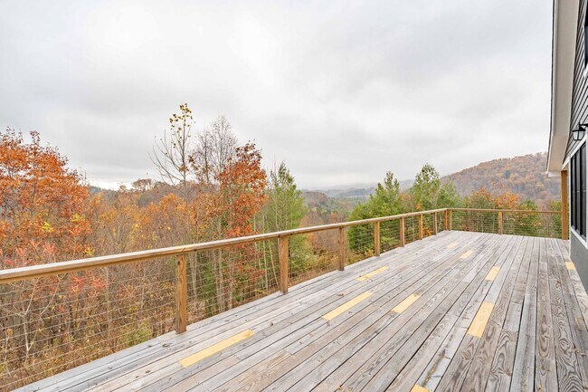 Building Photo - Spacious, Serene, and Brand New: 3BR Home ...