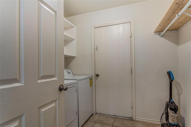 Building Photo - 5620 Sky Ridge Dr