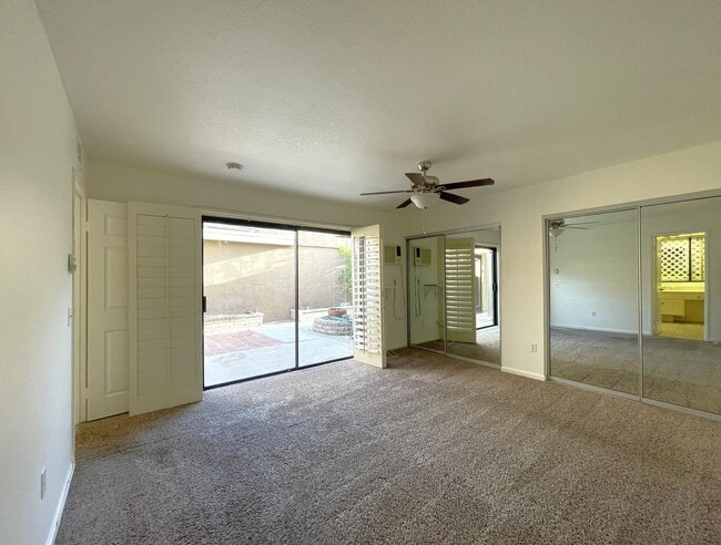 Building Photo - AVAILABLE NOW!  3 Bedroom 2 Bathroom Condo in Sunrise Country Club