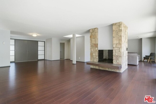 Building Photo - 6216 Paseo Cyn Dr
