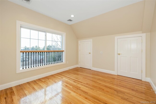 Building Photo - 16 Grand Blvd