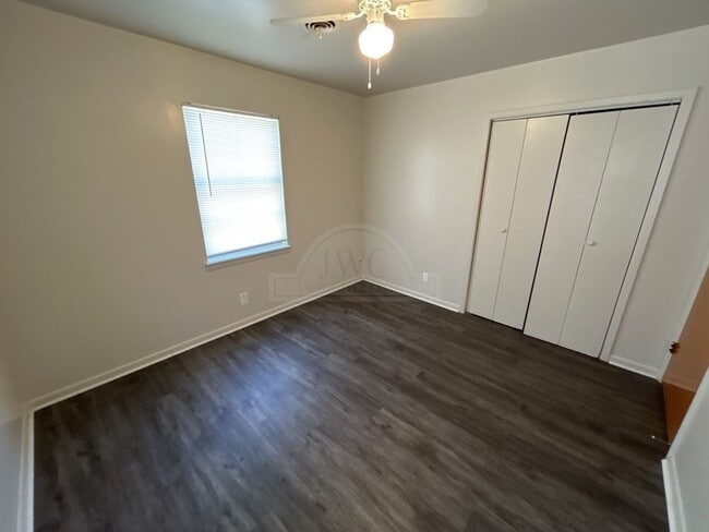 Building Photo - 1315 Zephyr Rd