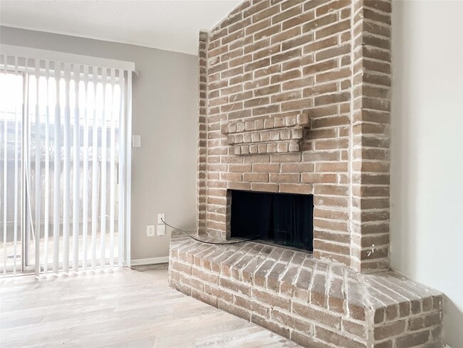 Building Photo - 11007 Tobasa Ct