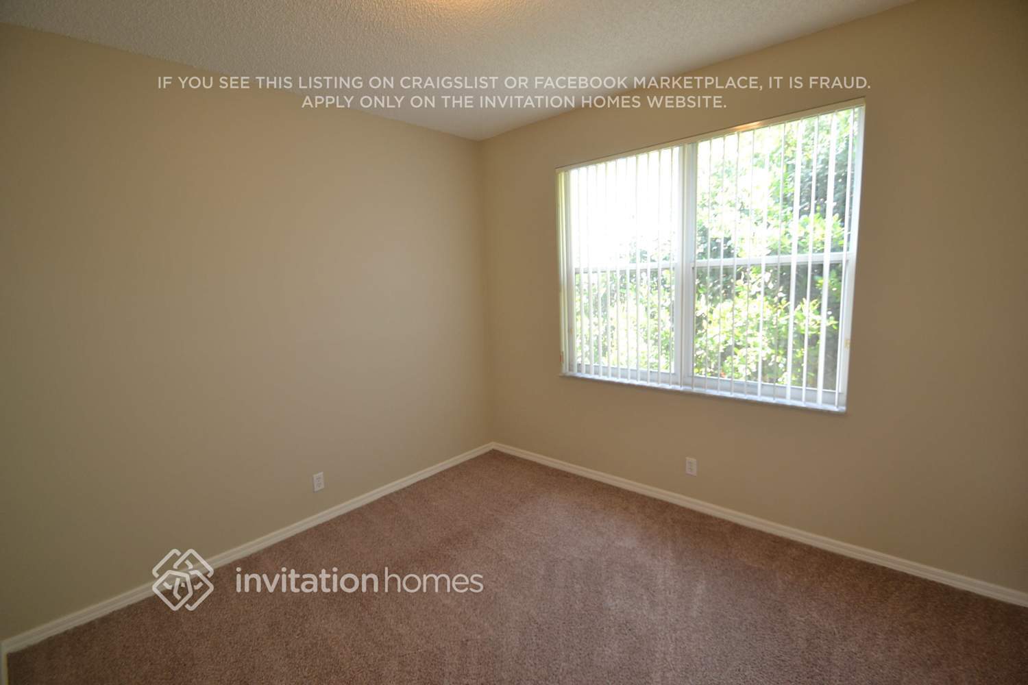 Building Photo - 3736 SW 50th St