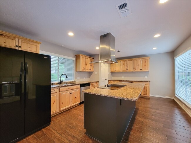 Building Photo - 3735 Hickory Knob Dr