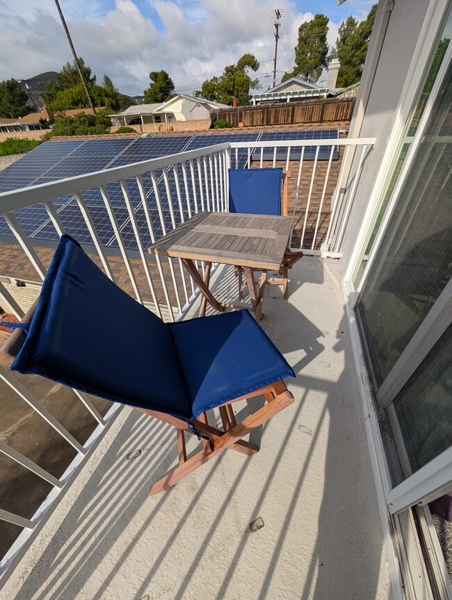 Building Photo - 8274 Beaver Lake Dr