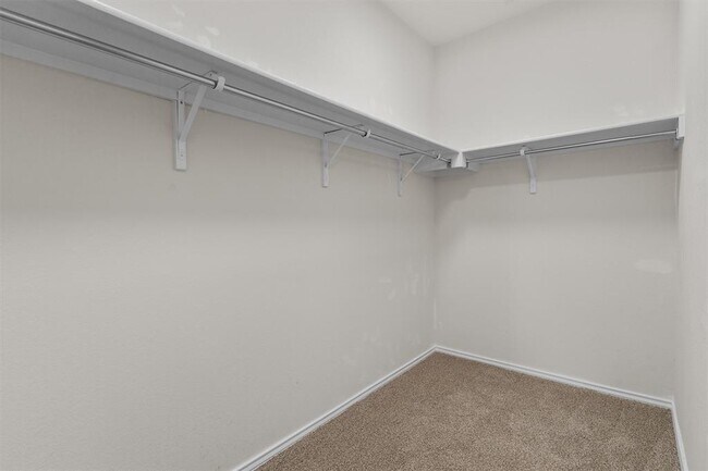 Building Photo - 18825 Star Gazer Way