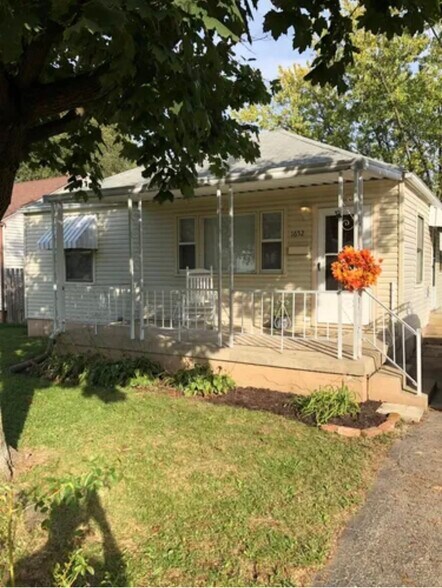 Building Photo - 1652 Humphrey Ave