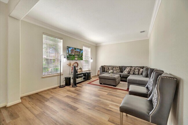 Building Photo - 3602 Garrettsville Dr