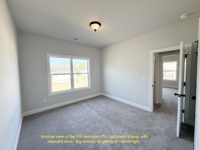 Building Photo - Modern 5 Bed Home with Open Layout, Tankless Water Heater, EV-Ready Garage, and Community Amenities