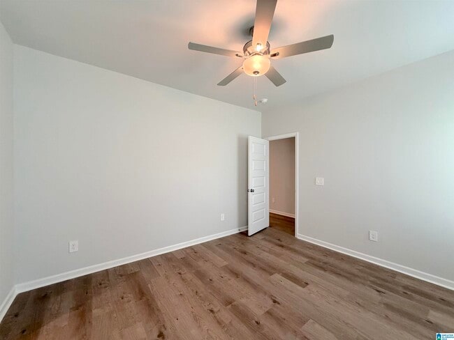 Building Photo - 155 CHALLENGER Way