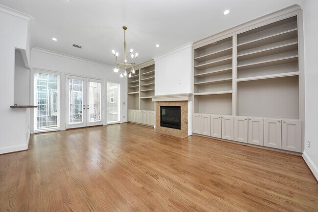 Building Photo - 2314 Dorrington St