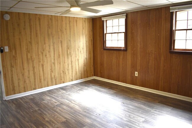 Building Photo - 2576 Peyton Woods Trail SW