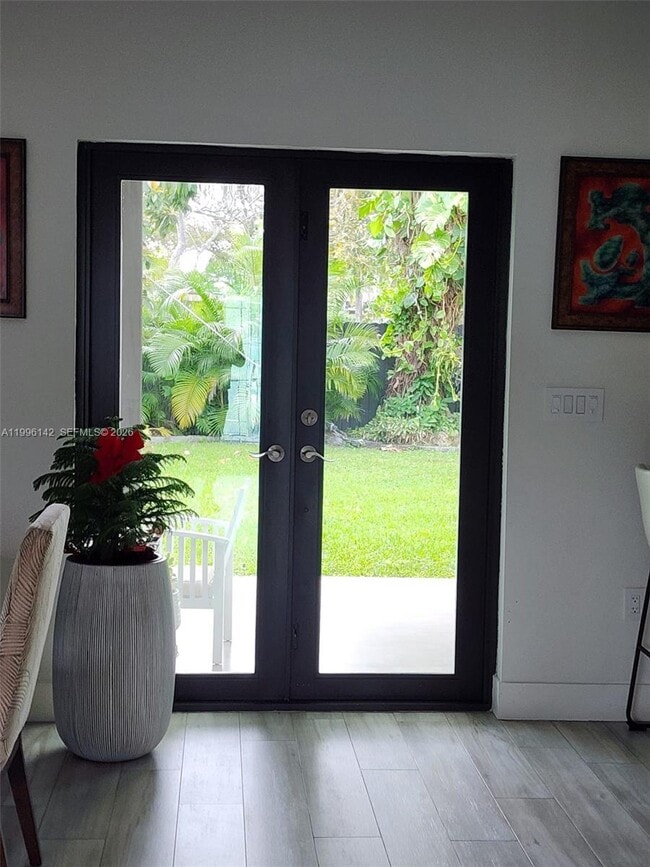 Building Photo - 1411 SW 66th Ave