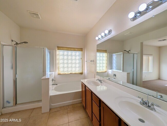 Building Photo - 16071 W Gelding Dr