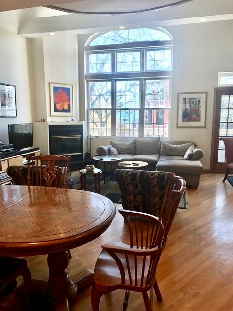 Building Photo - 1933 N Sedgwick St