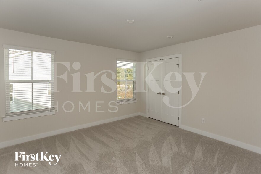 Building Photo - 7189 Waterwheel St SW