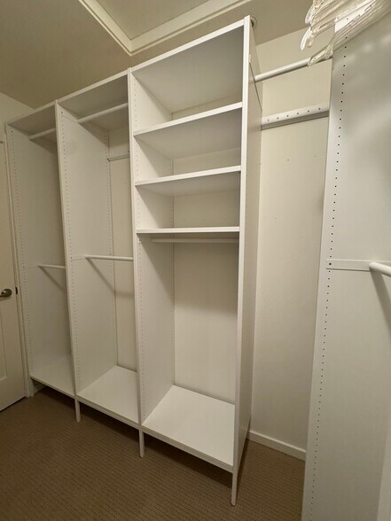 Building Photo - 1200 Bellevue Way NE